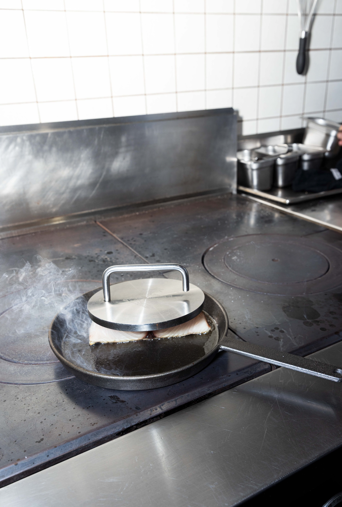 The Fish Pan | Cast Iron Skillet by Saint Peter